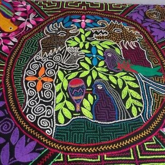 Shipiba shaman's blanket hand embroidered selve amazónica